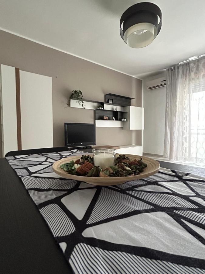 Apartmán La Dimora Di Enea Brindisi Exteriér fotografie